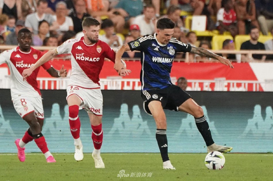 并且在比赛 并且在比赛