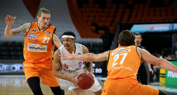 要为中国足 要为中国足