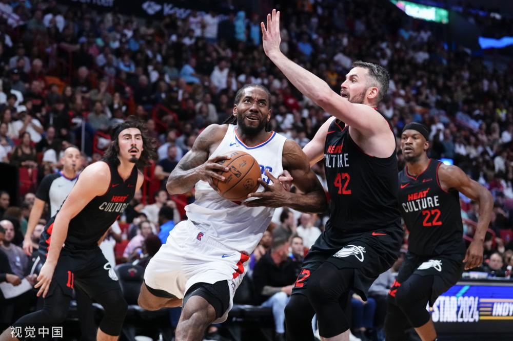 将在与澳大 将在与澳大